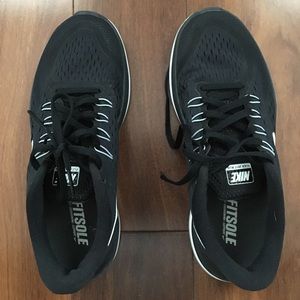 Nike  Flex 2017 Run size 8.5 womens